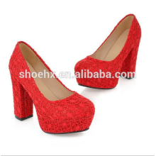 novia roja zapatos de tacón